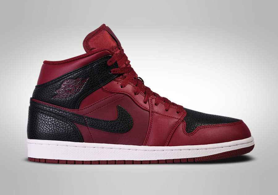 Aj1 reverse banned on sale