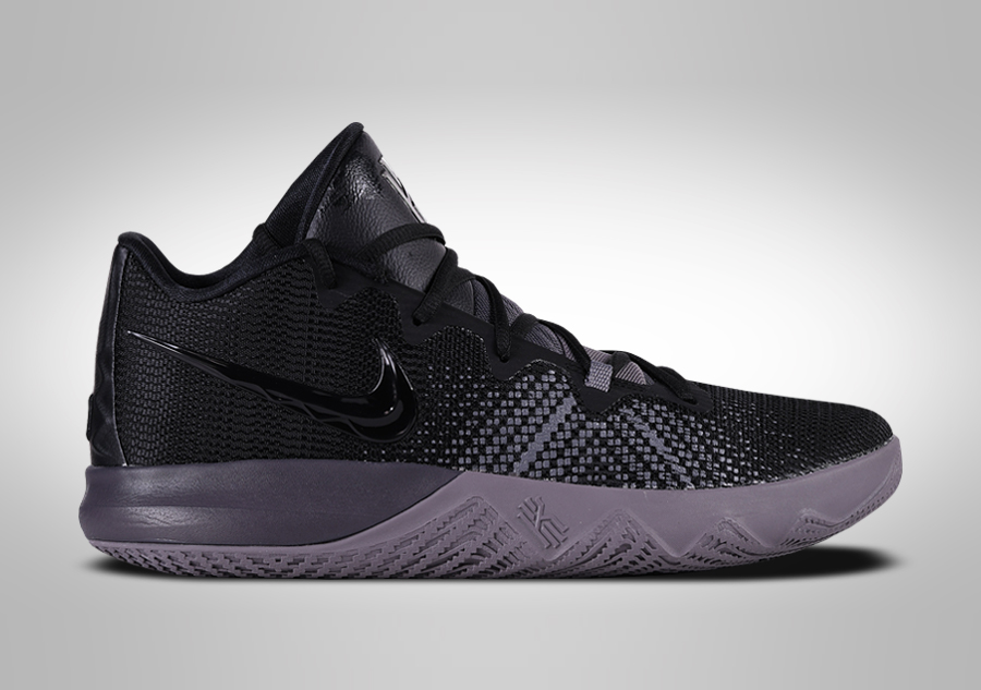 nike kyrie flytrap black thunder grey