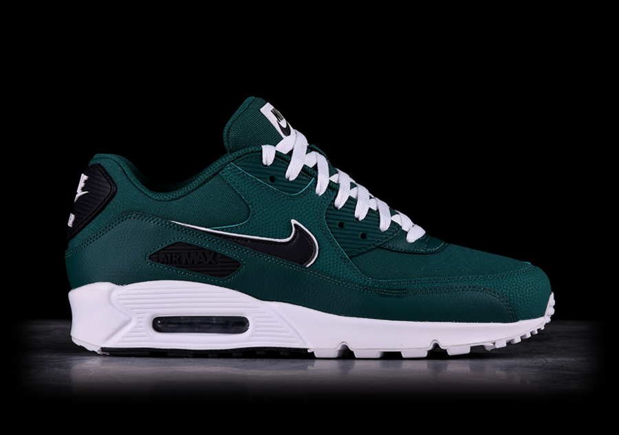 Air max essential green on sale