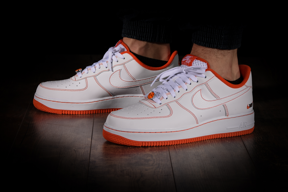 NIKE AIR FORCE 1 LOW '07 LV8 EMB RUCKER PARK