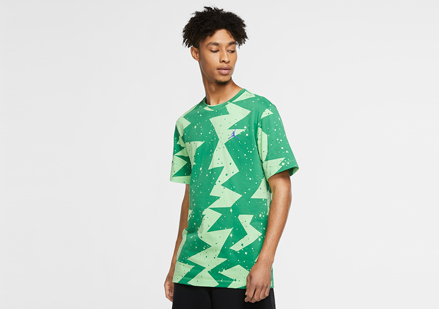 NIKE AIR JORDAN PRINTED POOLSIDE CREW TEE GREEN STRIKE fur 42 50 Basketzone