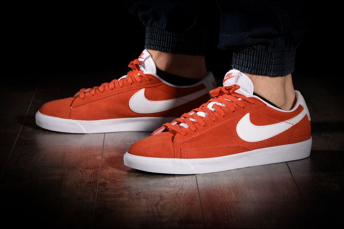 Nike sb blazer clearance low naranja